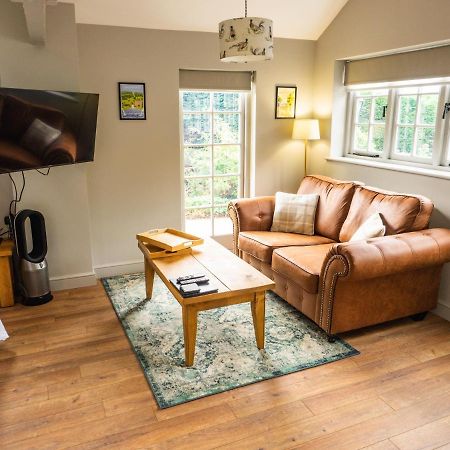 1 Bed Studio In Two Dales Near Matlock & Bakewell Dış mekan fotoğraf